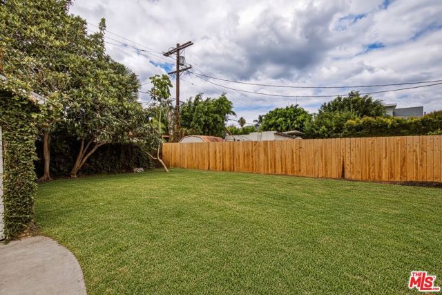525 N Crescent Heights Boulevard, Los Angeles, CA 90048