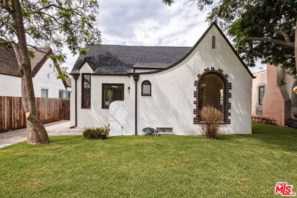 525 N Crescent Heights Boulevard, Los Angeles, CA 90048