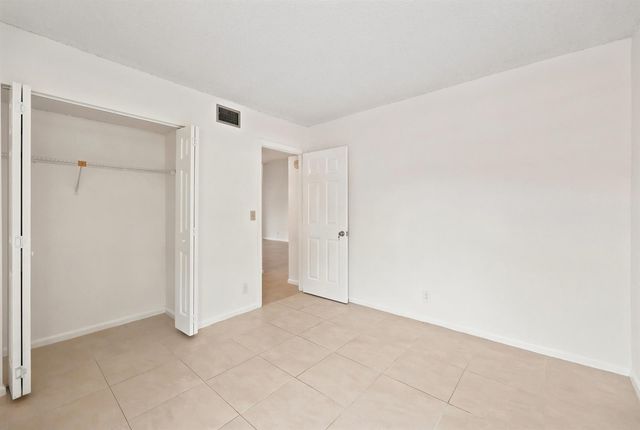 2600 Greenwood Terrace G201, Boca Raton, FL 33431