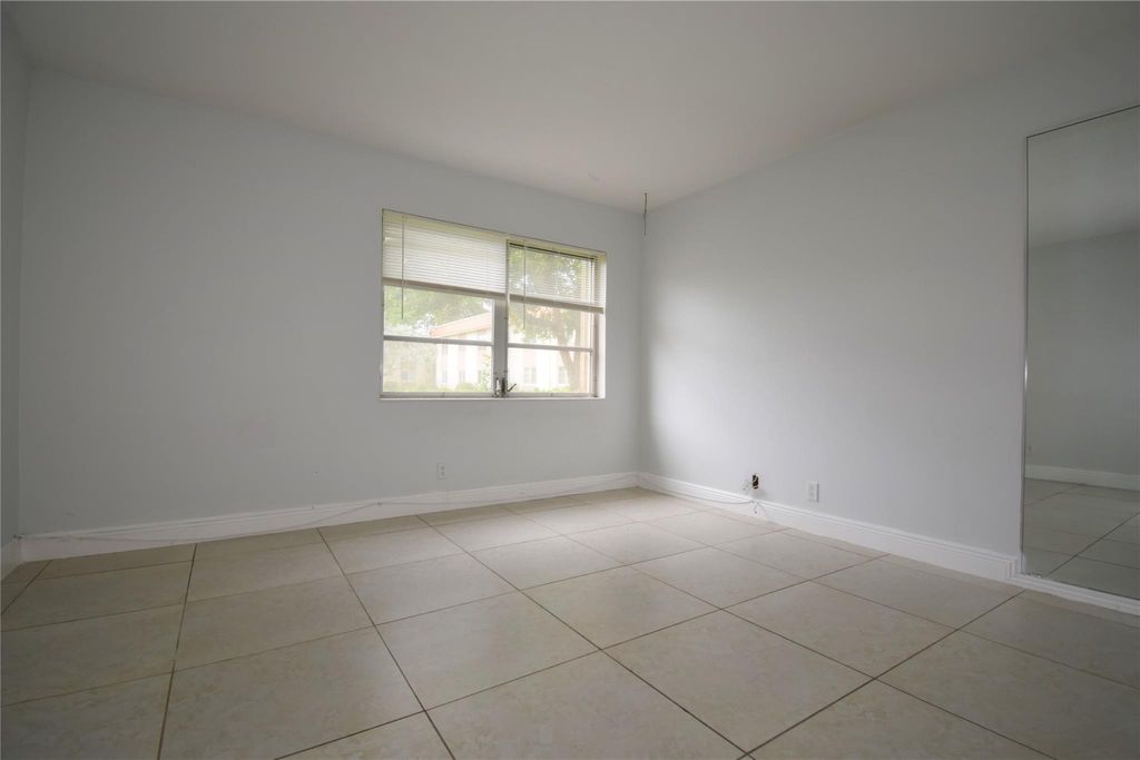9 NE 19th Ct 119C, Wilton Manors, FL 33305