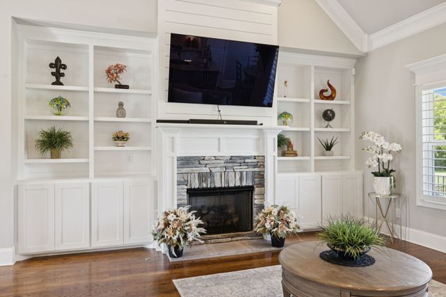 4079 Miles Johnson Pkwy, Spring Hill, TN 37174