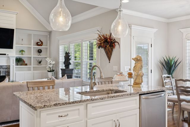 4079 Miles Johnson Pkwy, Spring Hill, TN 37174