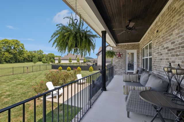 4079 Miles Johnson Pkwy, Spring Hill, TN 37174