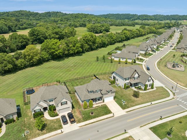 4079 Miles Johnson Pkwy, Spring Hill, TN 37174