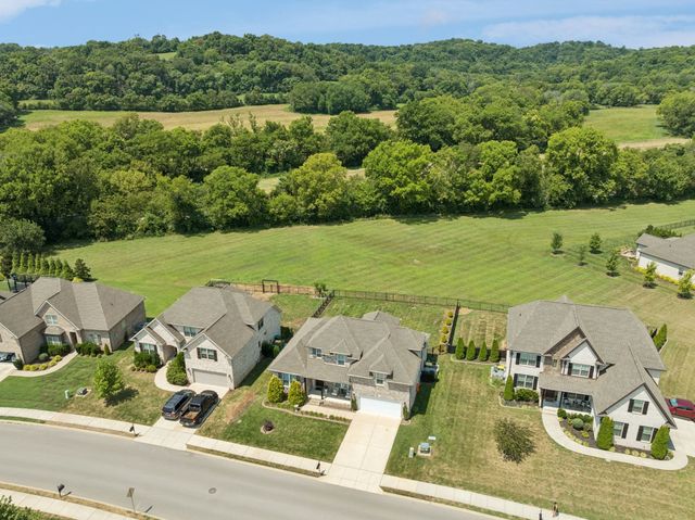 4079 Miles Johnson Pkwy, Spring Hill, TN 37174