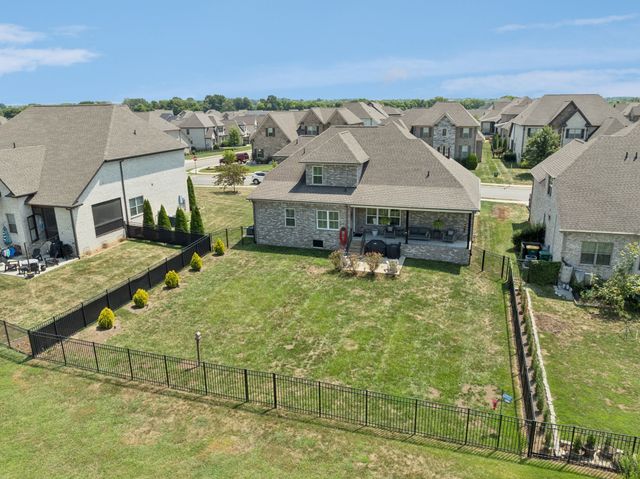 4079 Miles Johnson Pkwy, Spring Hill, TN 37174