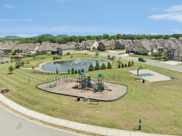 4079 Miles Johnson Pkwy, Spring Hill, TN 37174