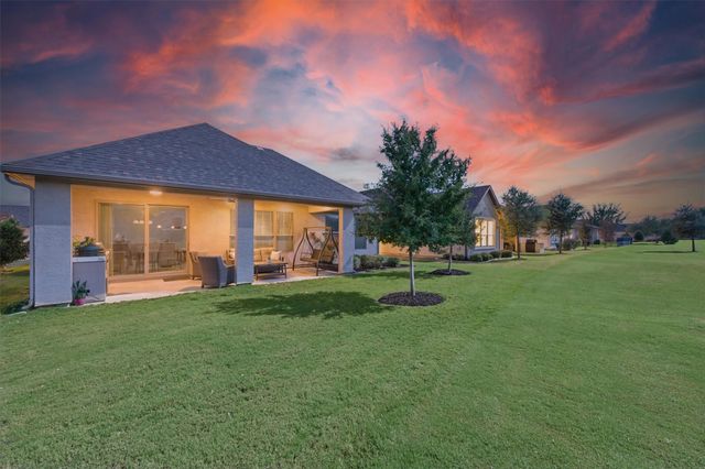 9708 Stonefield Way, Denton, TX 76207