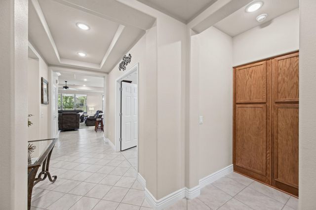 9708 Stonefield Way, Denton, TX 76207