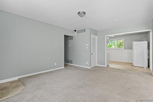 21951 Morton Street, Oak Park, MI 48237