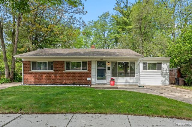 21951 Morton Street, Oak Park, MI 48237