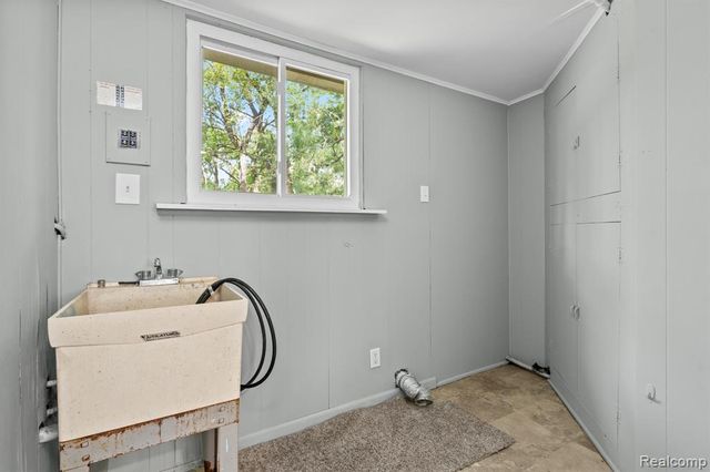 21951 Morton Street, Oak Park, MI 48237