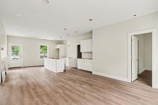 1251 Scenic Dr., Loris, SC 29569
