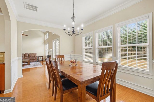 2153 Splitrail Trail, Buford, GA 30519