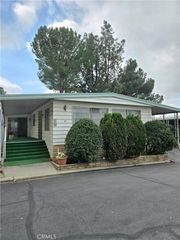 3850 Atlantic 66, Highland, CA 92346