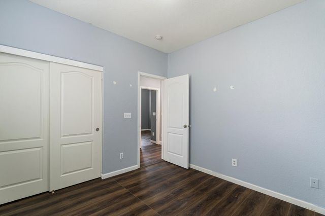 274 Crescent Moon Dr, Lathrop, CA 95330