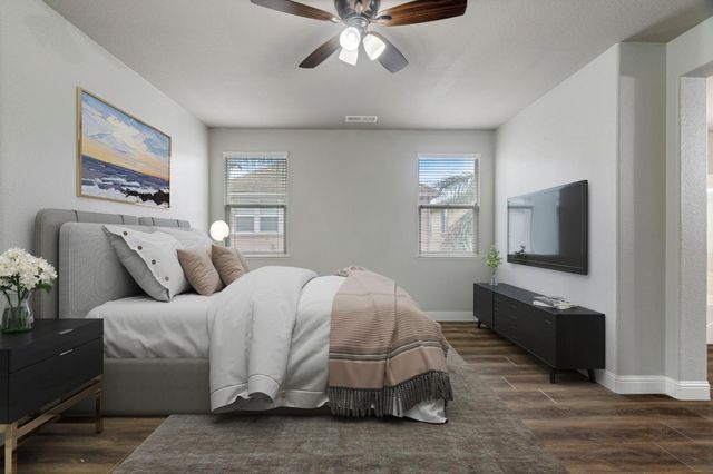 274 Crescent Moon Dr, Lathrop, CA 95330