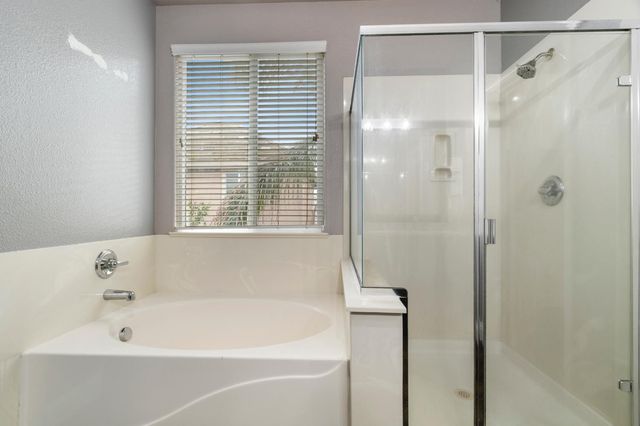 274 Crescent Moon Dr, Lathrop, CA 95330