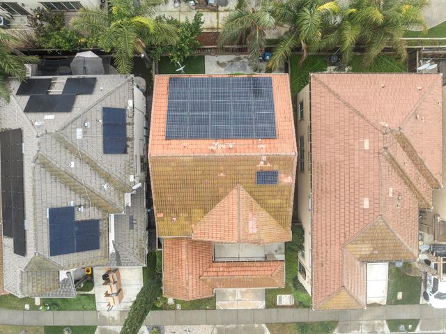 274 Crescent Moon Dr, Lathrop, CA 95330