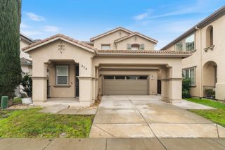 274 Crescent Moon Dr, Lathrop, CA 95330