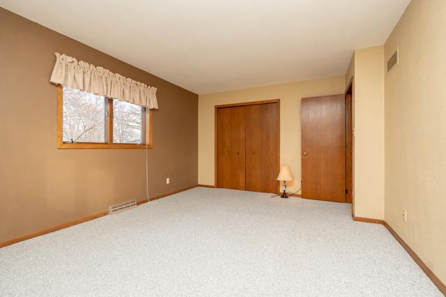 919 Church Street W, Belle Plaine, MN 56011