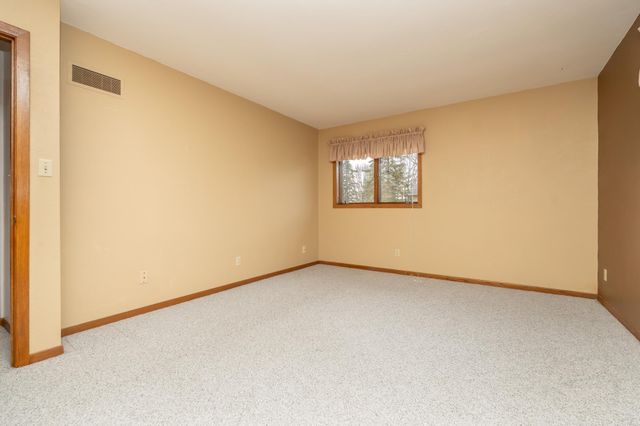 919 Church Street W, Belle Plaine, MN 56011