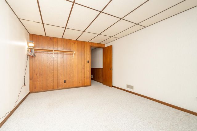 919 Church Street W, Belle Plaine, MN 56011