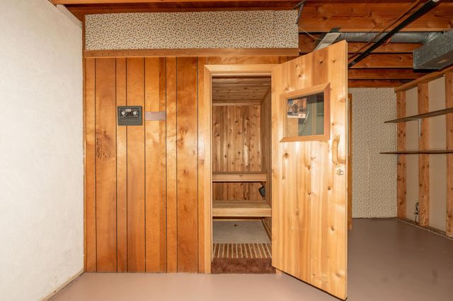 919 Church Street W, Belle Plaine, MN 56011