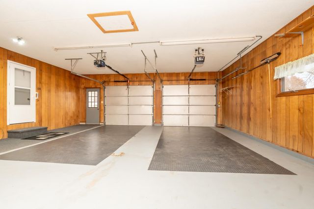 919 Church Street W, Belle Plaine, MN 56011