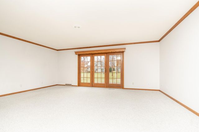 919 Church Street W, Belle Plaine, MN 56011