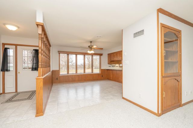 919 Church Street W, Belle Plaine, MN 56011