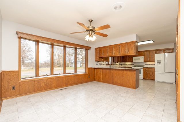 919 Church Street W, Belle Plaine, MN 56011