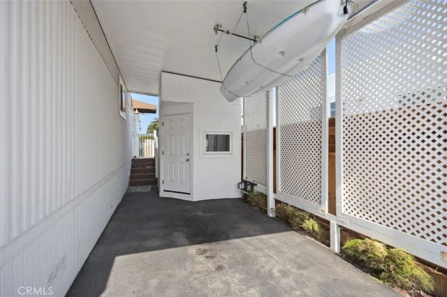 264 Mayflower, Newport Beach, CA 92660