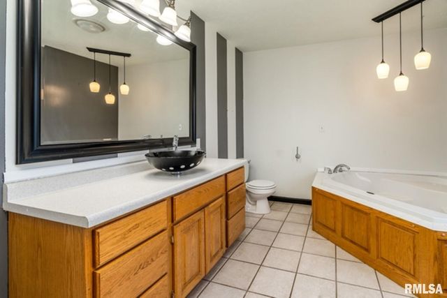 309 Evergreen Trail Trail, Herrin, IL 62948