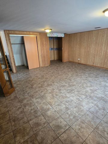 7836 W 81st Street, Bridgeview, IL 60455