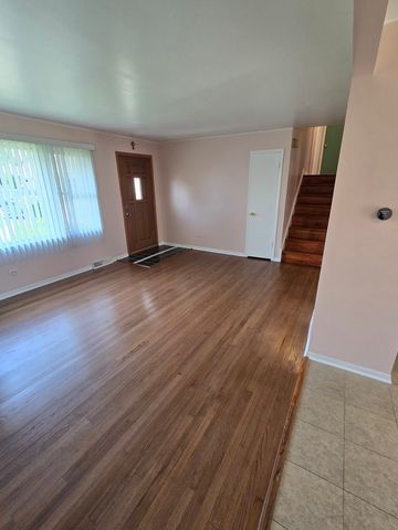 7836 W 81st Street, Bridgeview, IL 60455