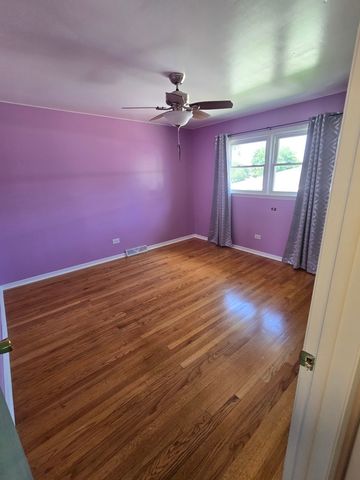 7836 W 81st Street, Bridgeview, IL 60455