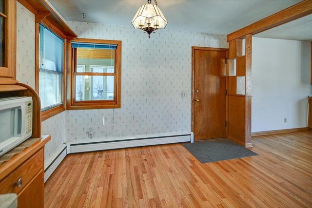 414 Woody Lane, Monona, WI 53716