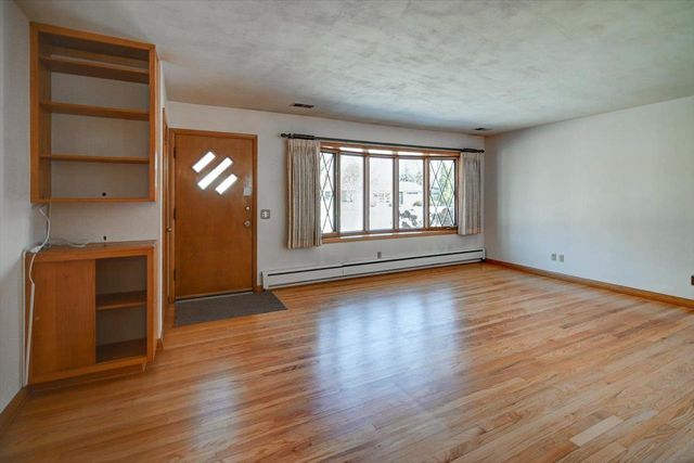 414 Woody Lane, Monona, WI 53716