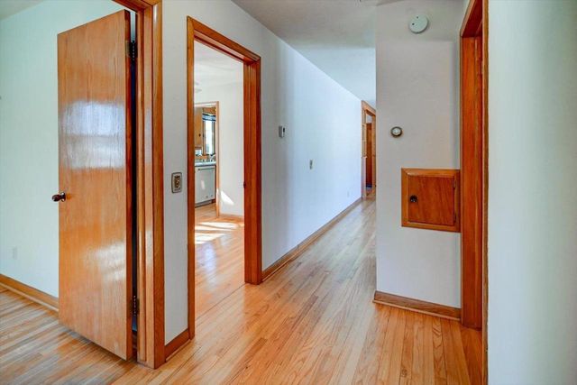 414 Woody Lane, Monona, WI 53716