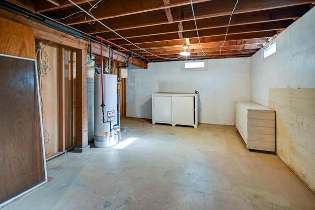 414 Woody Lane, Monona, WI 53716