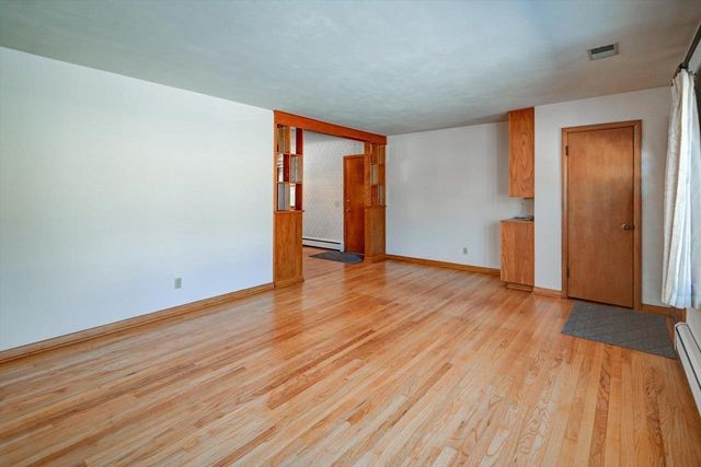 414 Woody Lane, Monona, WI 53716