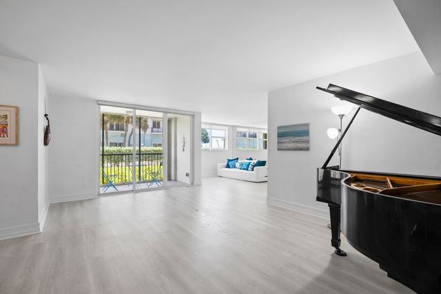 1239 Hillsboro Mile 105, Hillsboro Beach, FL 33062