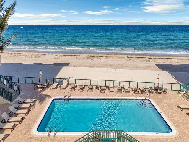 1239 Hillsboro Mile 105, Hillsboro Beach, FL 33062