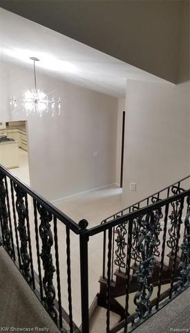 1728 Hiview Court, Bloomfield Hills, MI 48302