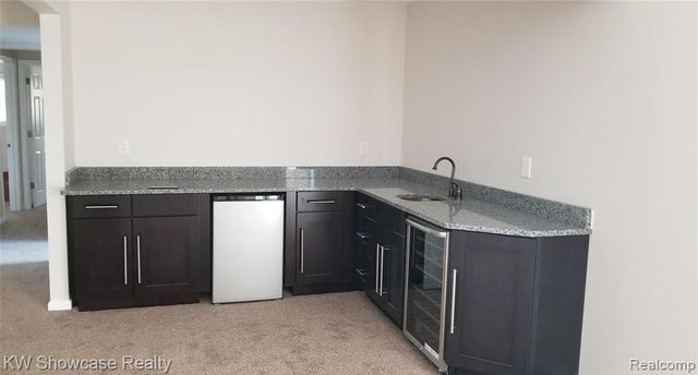 1728 Hiview Court, Bloomfield Hills, MI 48302