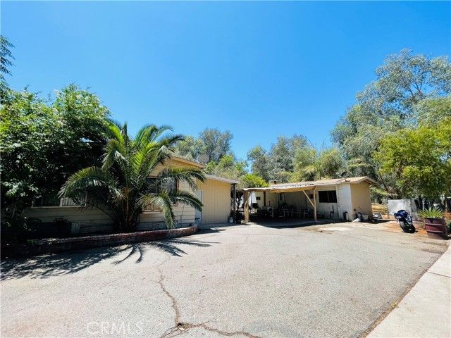 28875 10th Street, Lake Elsinore, CA 92532