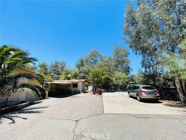 28875 10th Street, Lake Elsinore, CA 92532