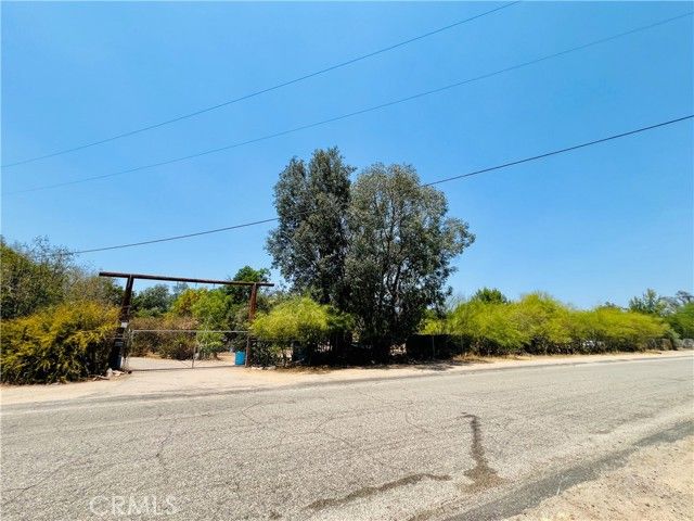 28875 10th Street, Lake Elsinore, CA 92532