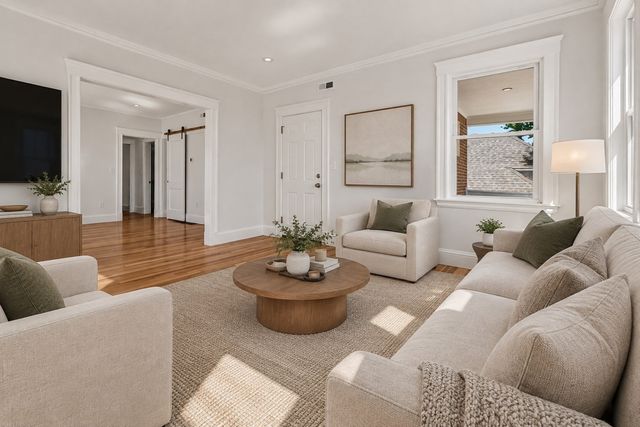 7 Richard Ave 3, Cambridge, MA 02140